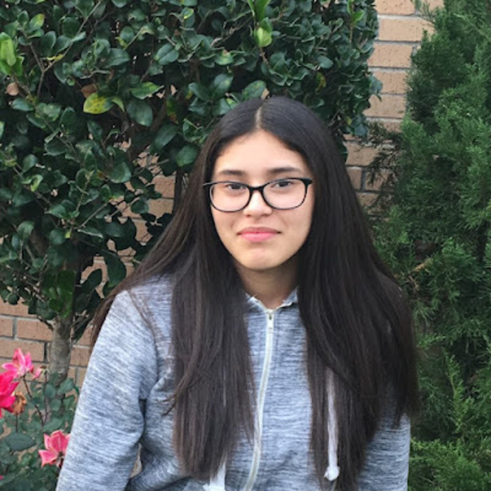 Meet your Posher, Kassandra